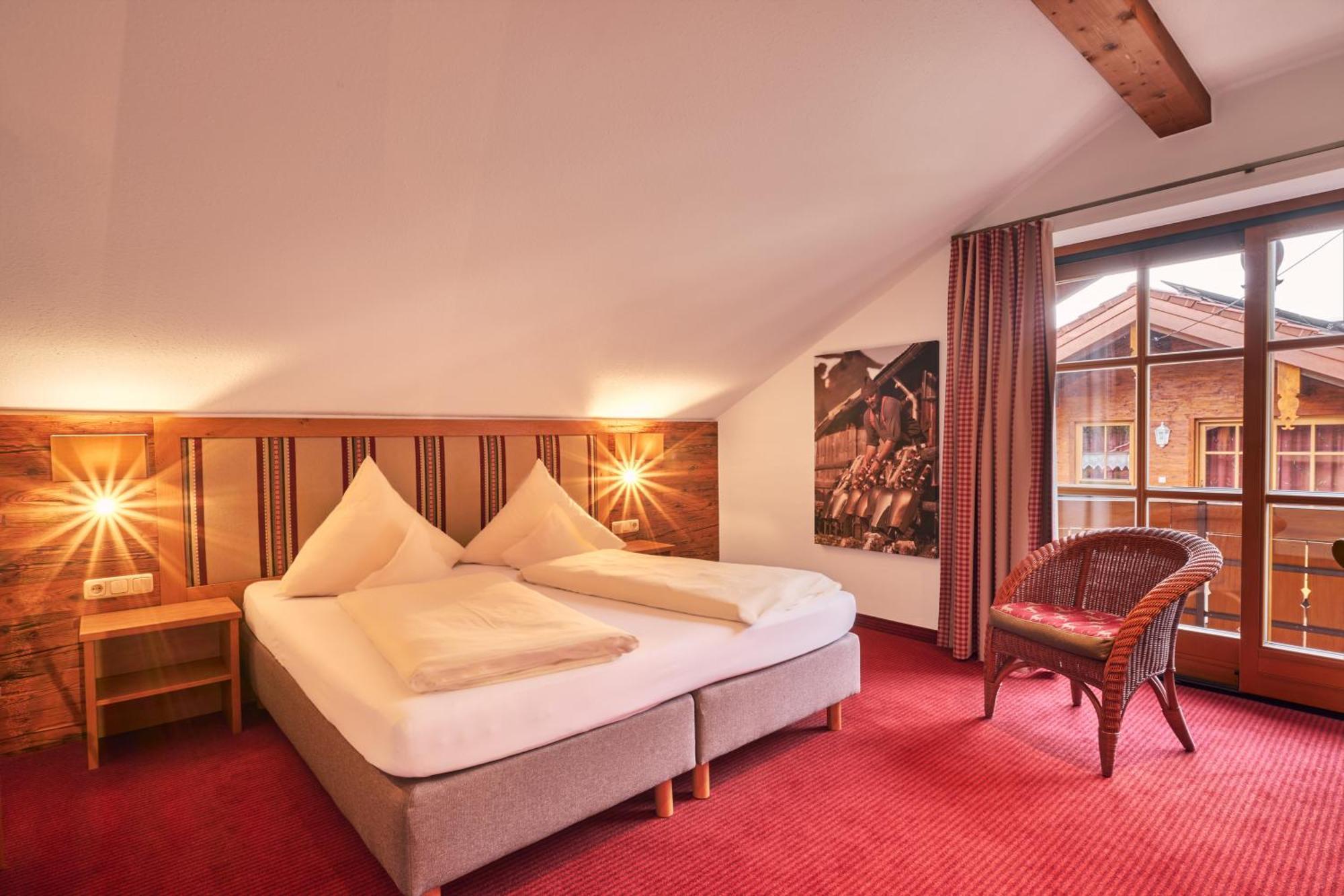 Landhotel Berghof Bad Hindelang Exterior photo
