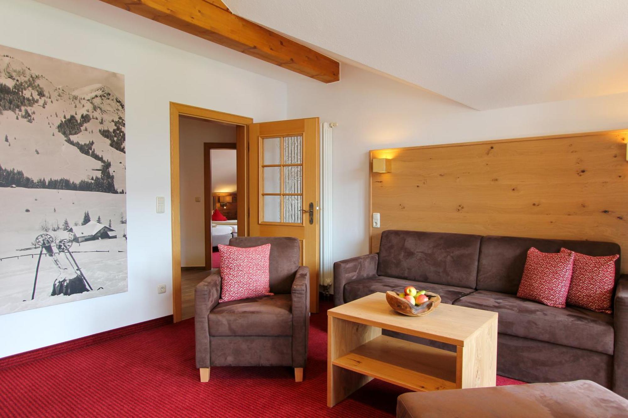 Landhotel Berghof Bad Hindelang Exterior photo