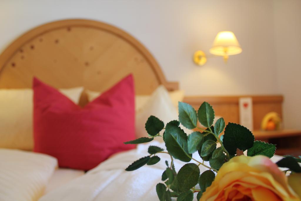Landhotel Berghof Bad Hindelang Room photo